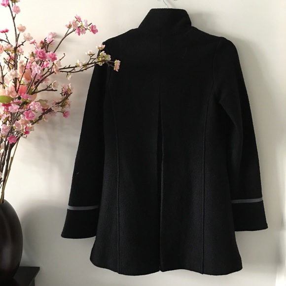 Icelandic Design Womans 100% Wool Bacall Coat XS - Picture 2 of 8